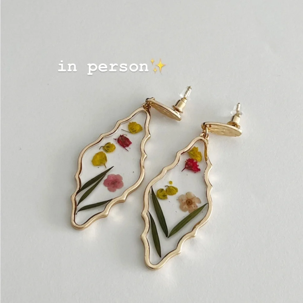Flower Watercolor Drop Earrings - Picture 4 of 9